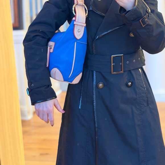 Tignanello All Star Blue Pebbled Leather Shoulder Bag!
Brand new with tags. - Picture 3 of 15